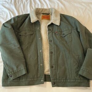 Men’s Large Levi Jacket